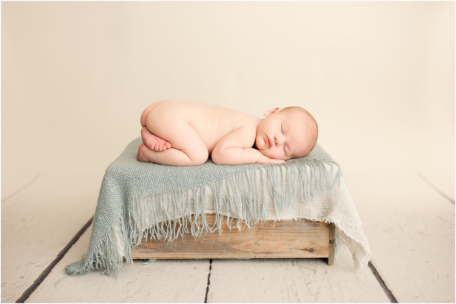 Newborn session by NJ Newborn Photographer Idalia Photography