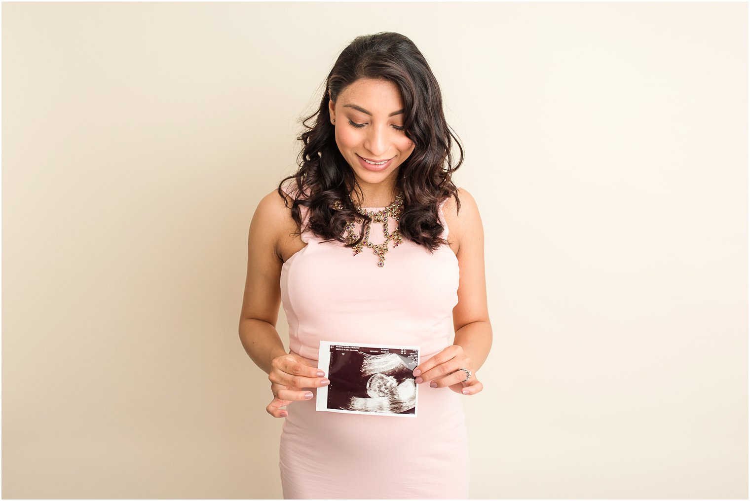 Pregnancy Announcement Idea by Idalia Photography