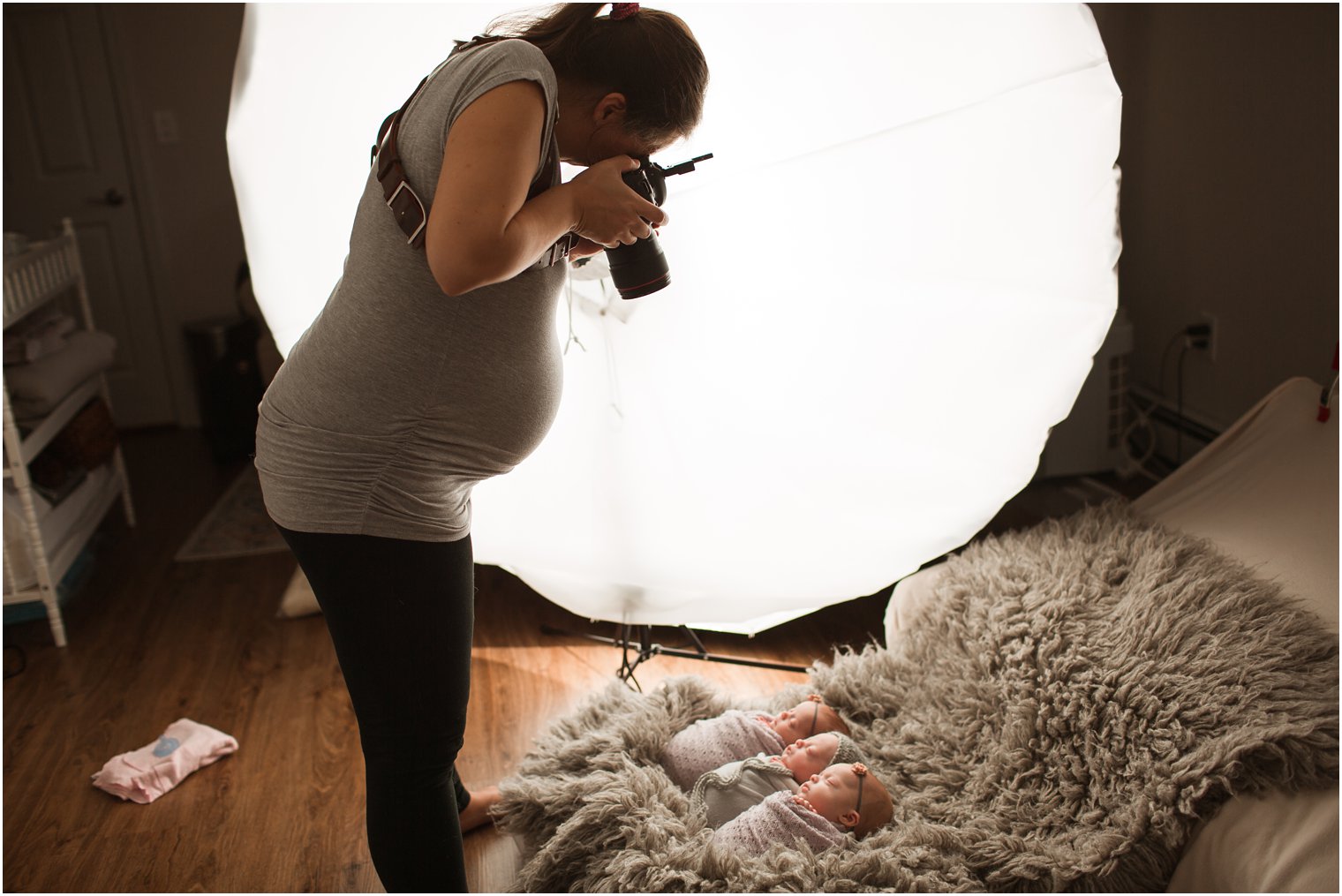 Behind-the-scenes of a triplet newborn session 